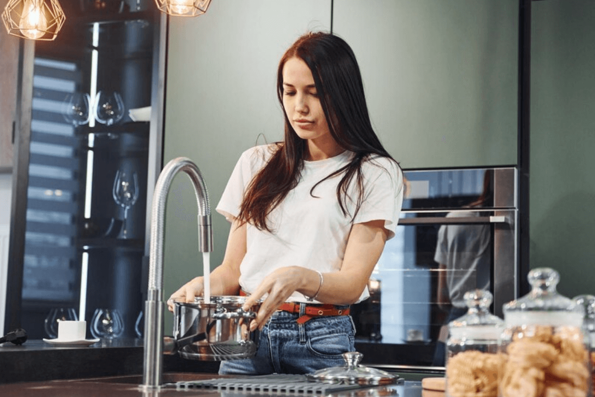 Boiling Water vs Filtered Water—Which One’s Better?